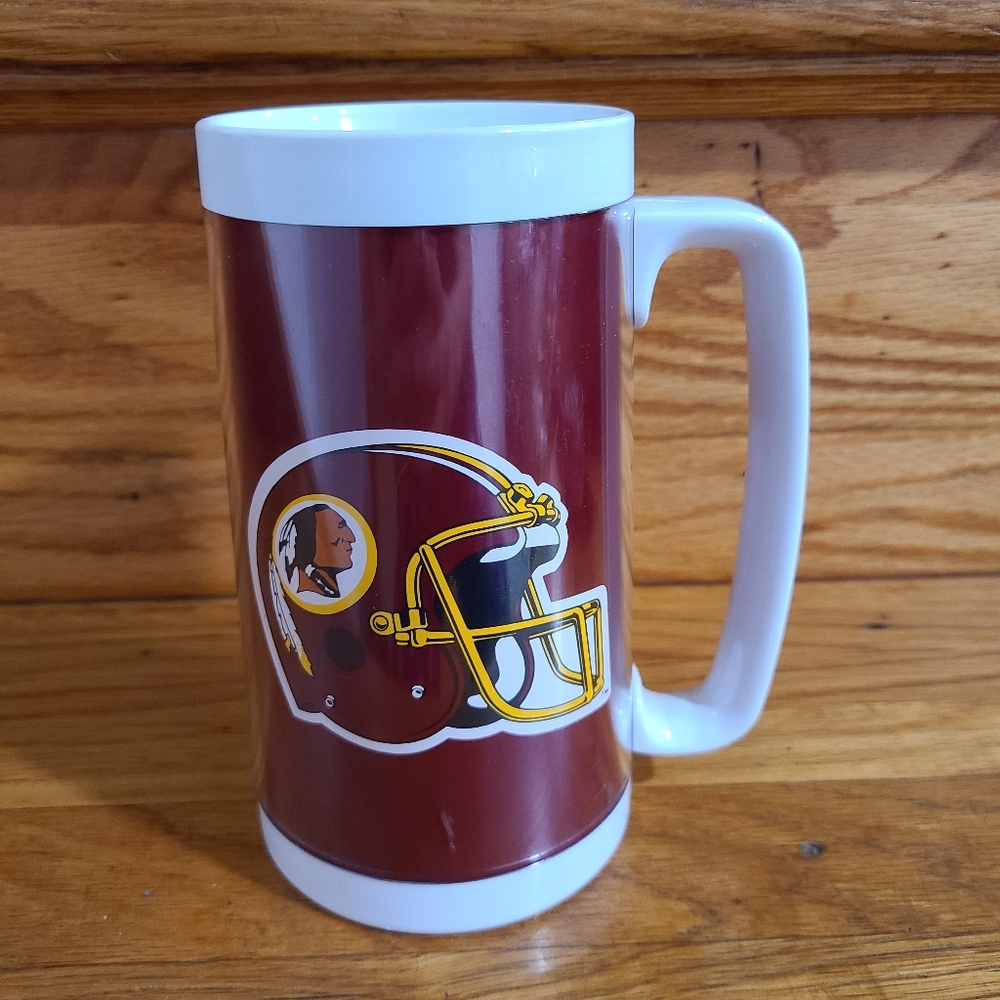 Vintage Washington Redskins NFL Thermo-Serv Plastic Beer Mug